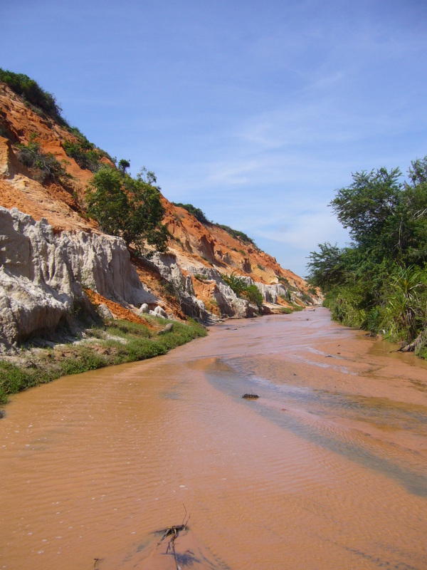 rivière de sable rouge